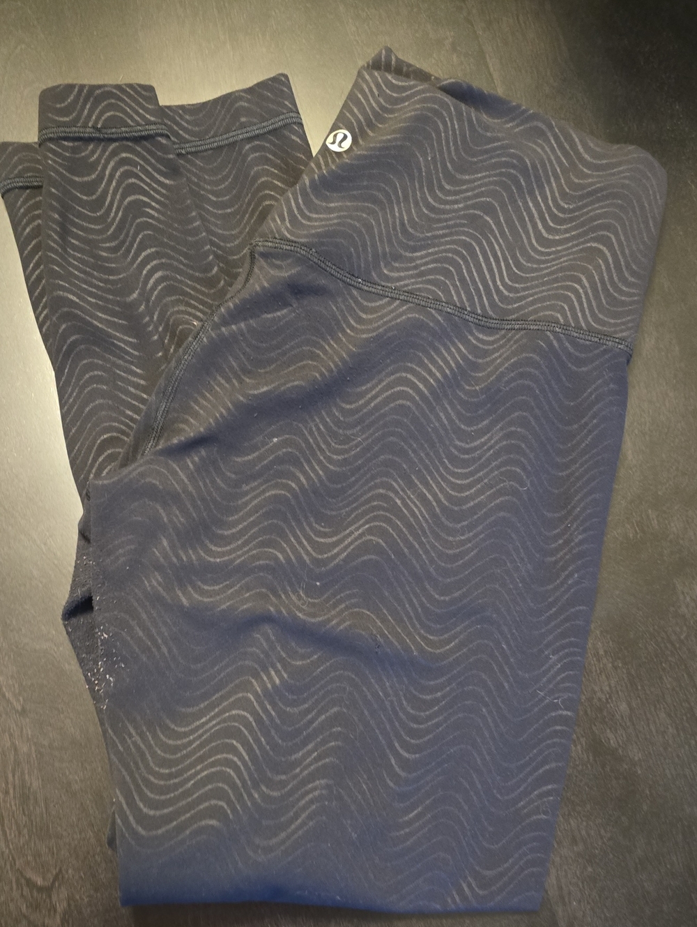 Lululemon Aligns Black Wavy Print High-Rise Leggings